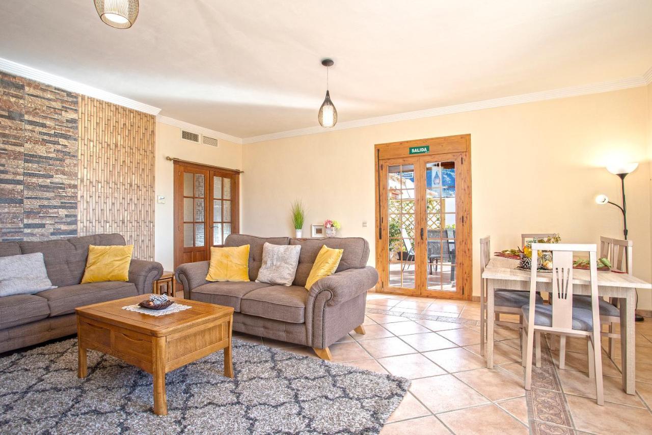 Casa Del Valle Con Piscina Privada Villa Alcaucin Bagian luar foto