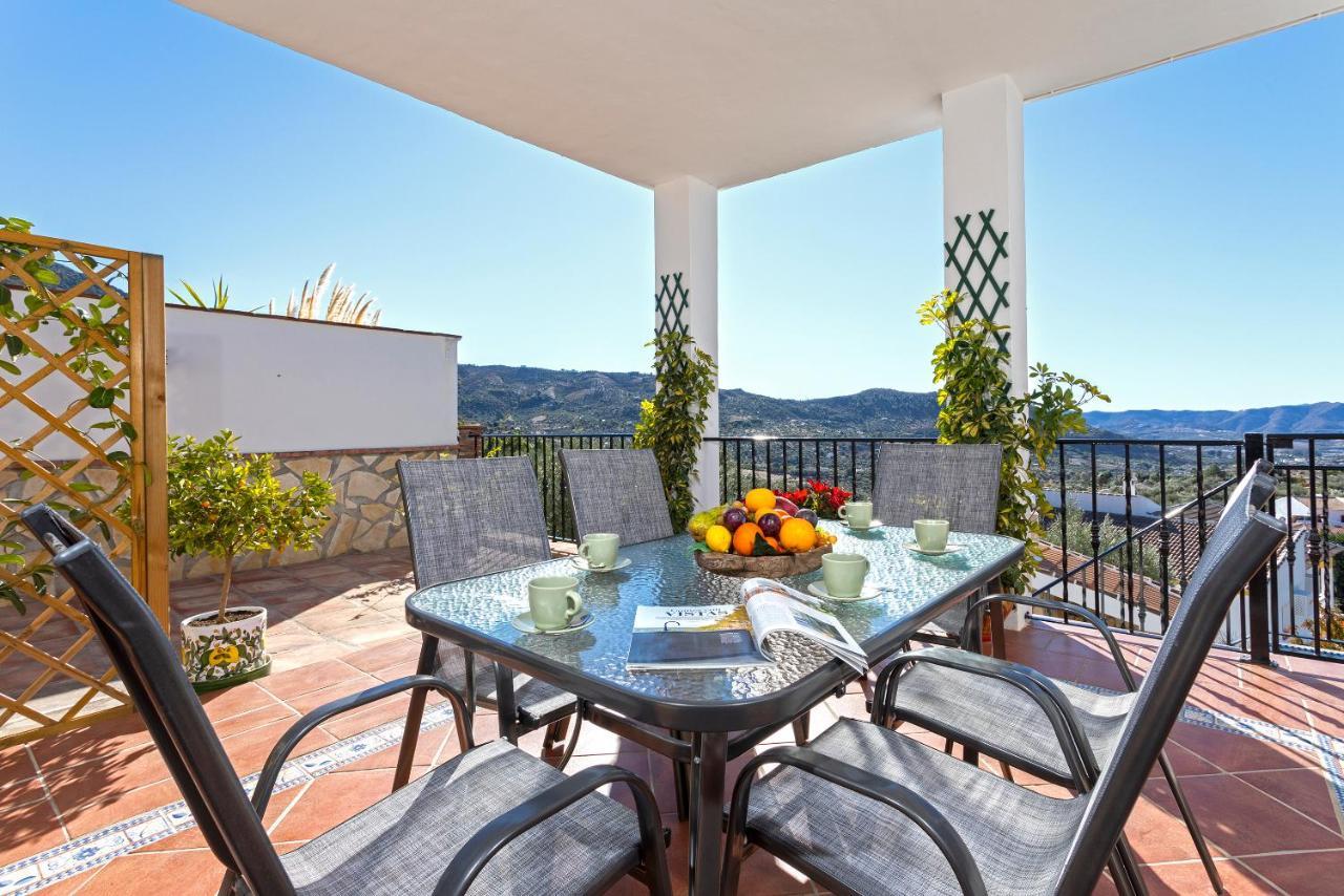 Casa Del Valle Con Piscina Privada Villa Alcaucin Bagian luar foto