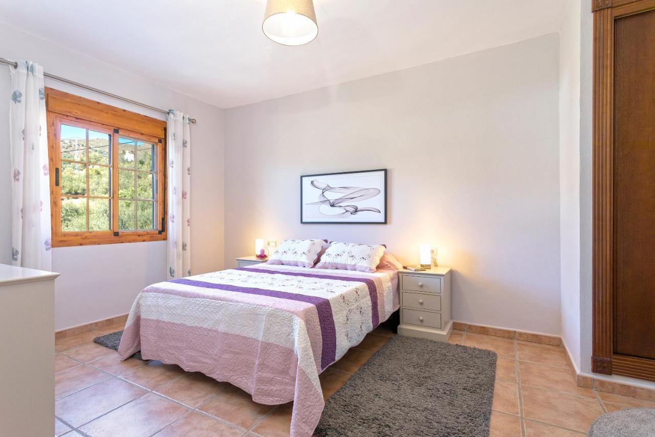 Casa Del Valle Con Piscina Privada Villa Alcaucin Bagian luar foto