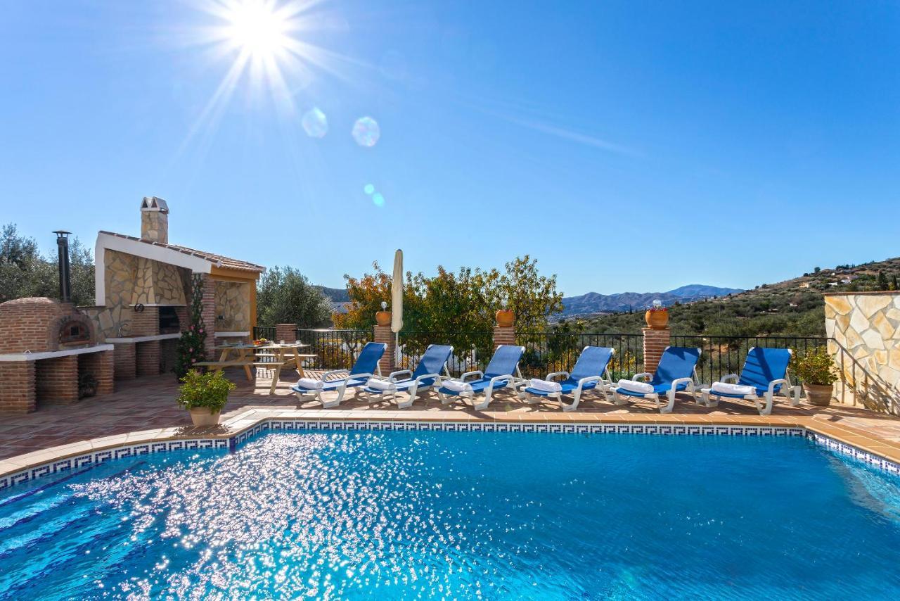 Casa Del Valle Con Piscina Privada Villa Alcaucin Bagian luar foto